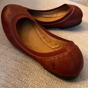 Women’s Frye  flats
